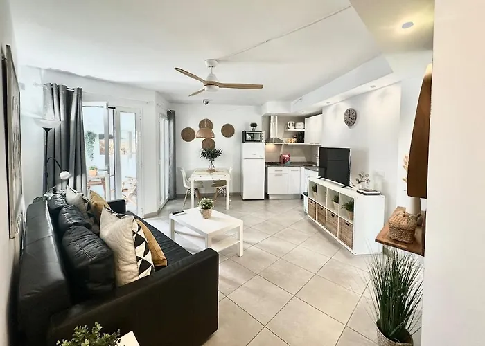 Pineapple Sorbet Piscina, Doble Terraza, Cocina Completa Y Wifi Apartman